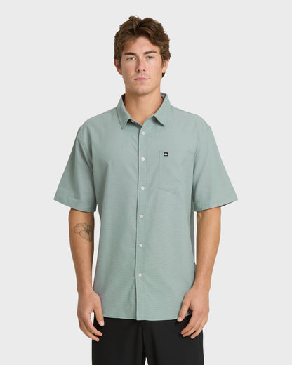 Quick Silver Shoreline Classic Short Sleeve Shirt - Chinois Green