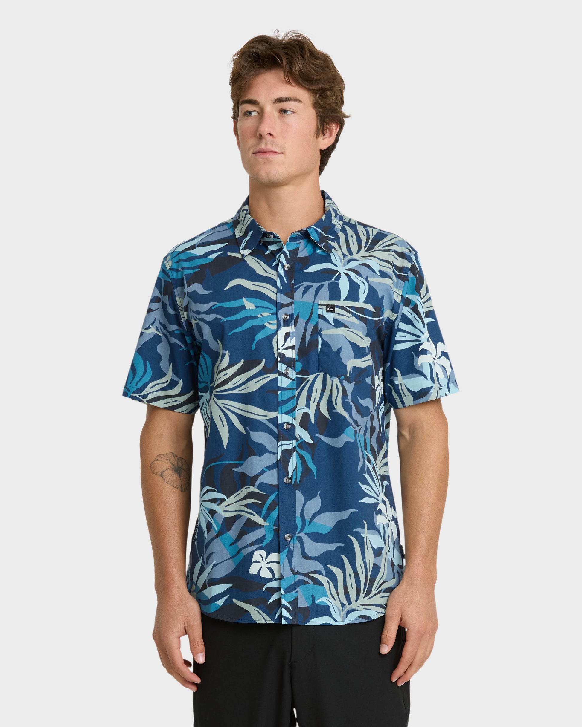 Quick Silver Blueweed Classic Short Sleeve Shirt - Navy