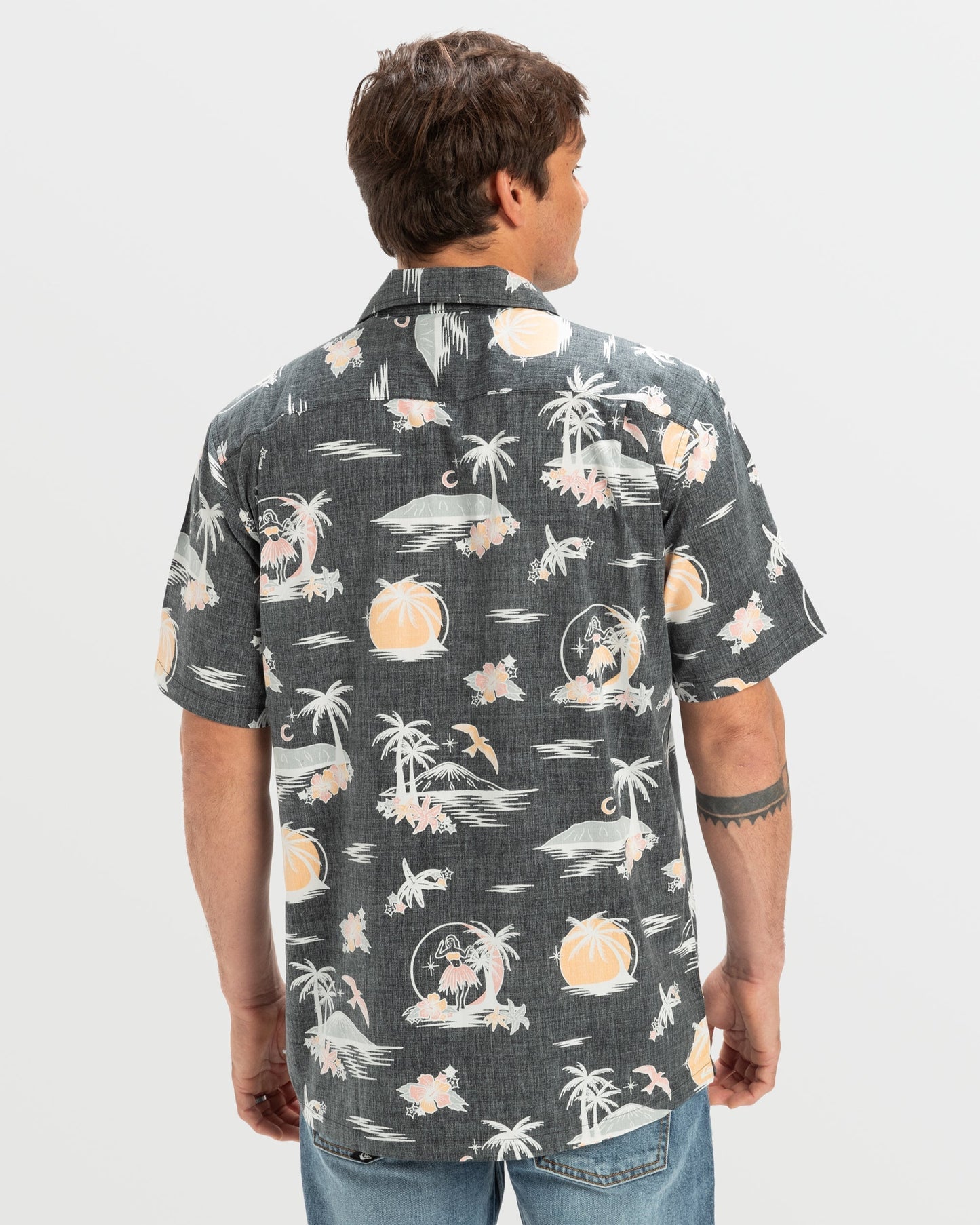 Quick Silver DNA Destination Island Short Sleeve Shirt - Black