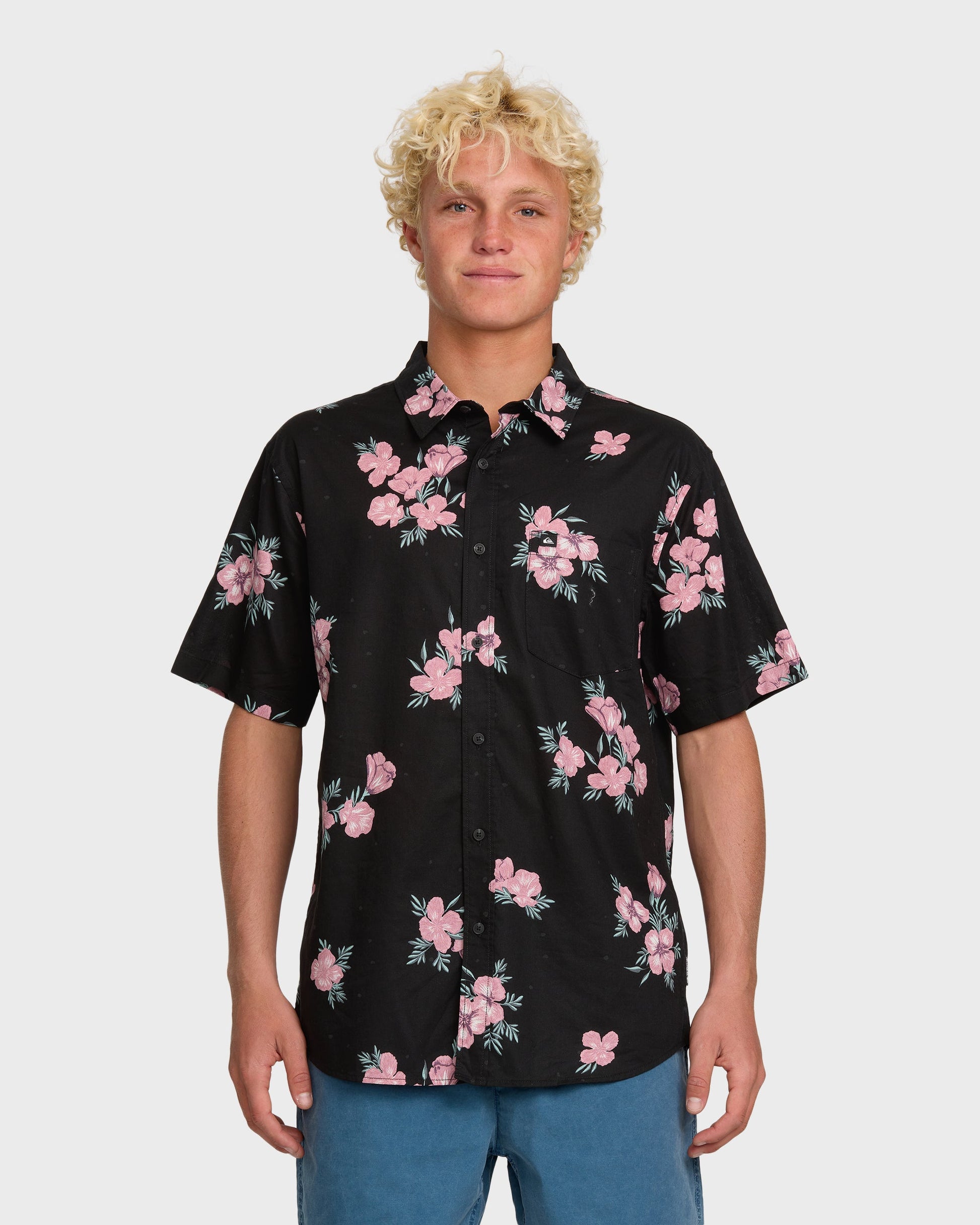 Quick Silver Habitats Classic Short Sleeve Shirt - Black