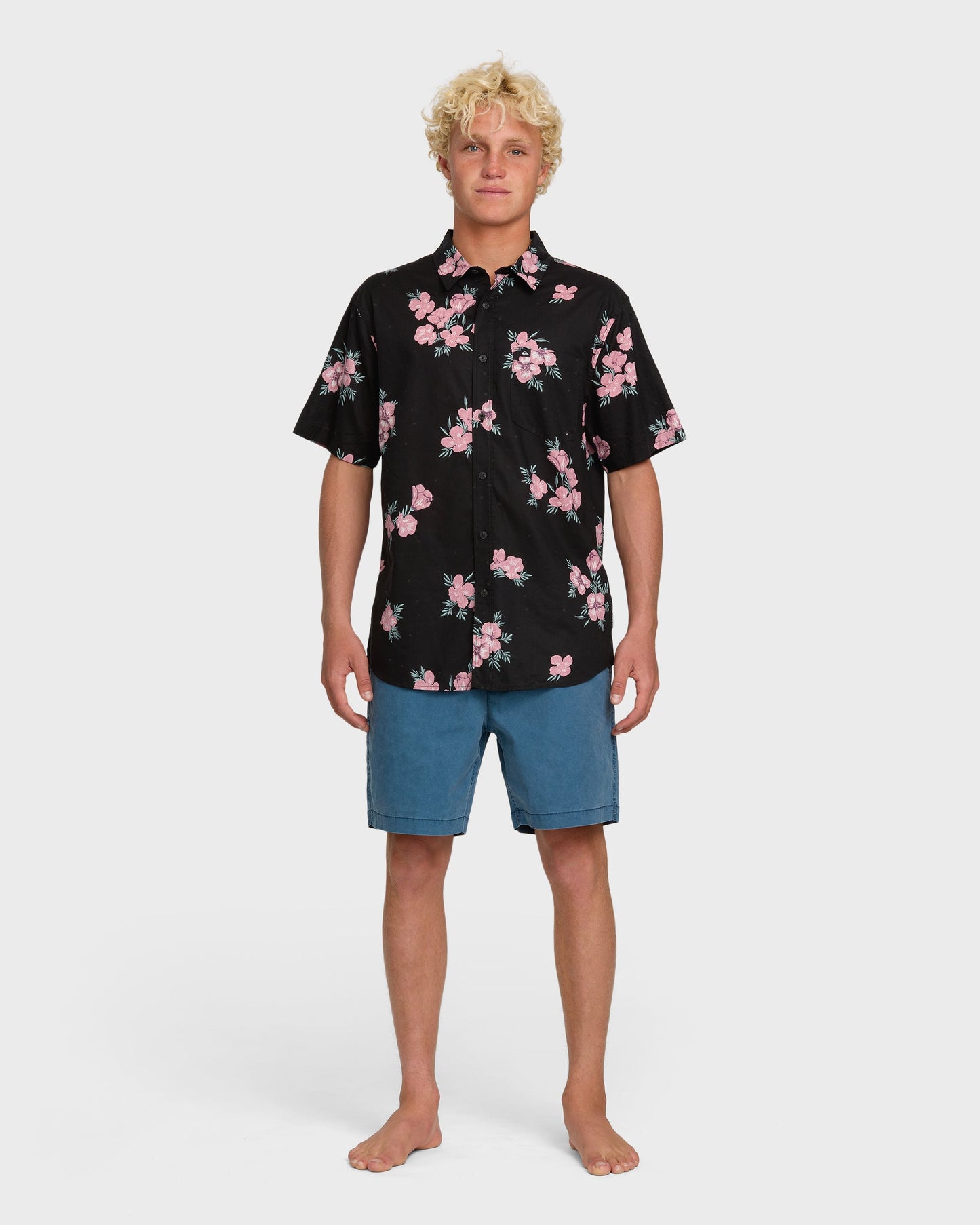 Quick Silver Habitats Classic Short Sleeve Shirt - Black