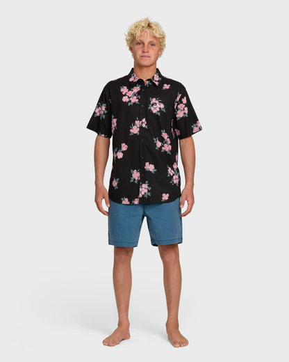 Quick Silver Habitats Classic Short Sleeve Shirt - Black