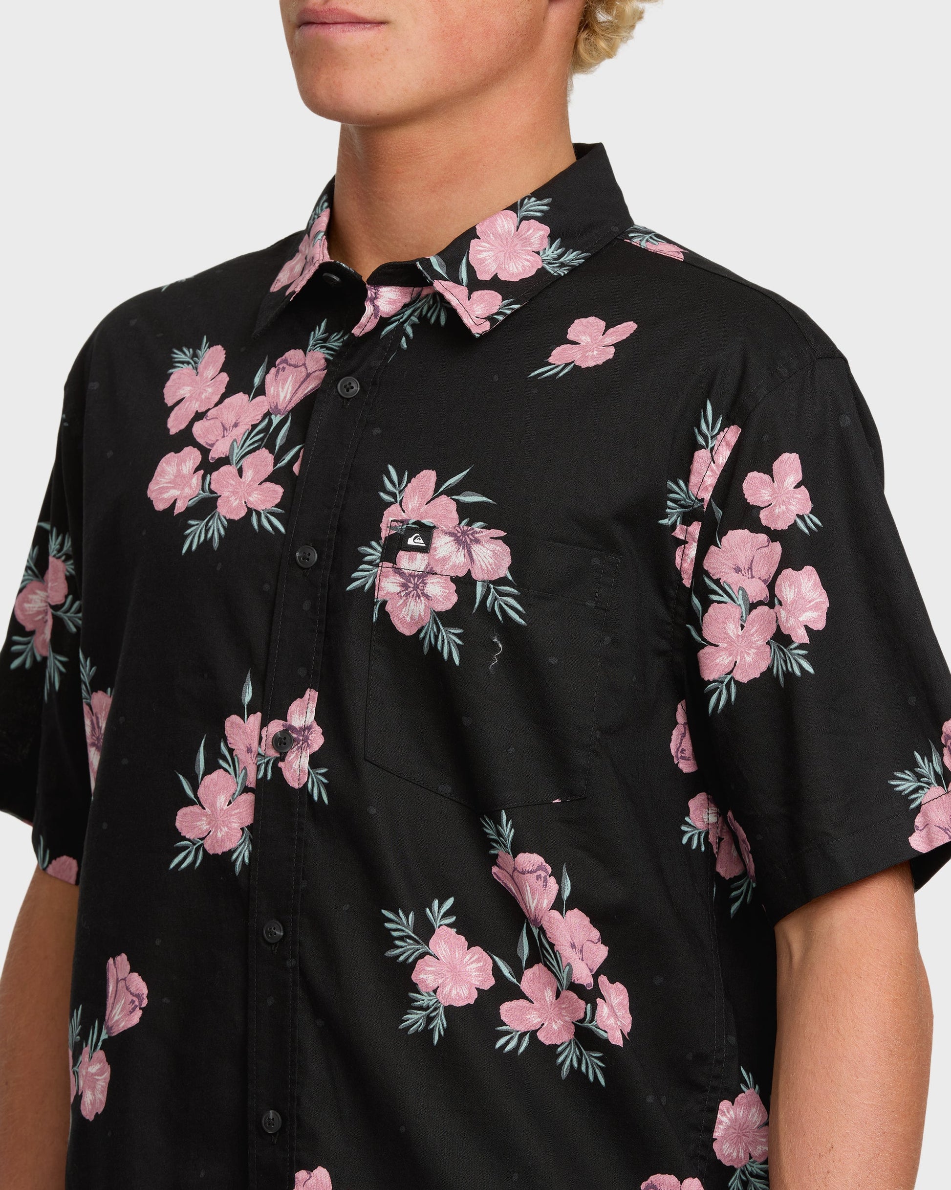 Quick Silver Habitats Classic Short Sleeve Shirt - Black