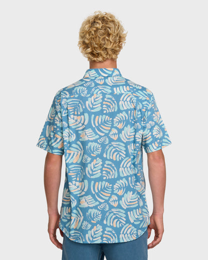 Quick Silver Shades Classic Stretch Short Sleeve Shirt - Niagara