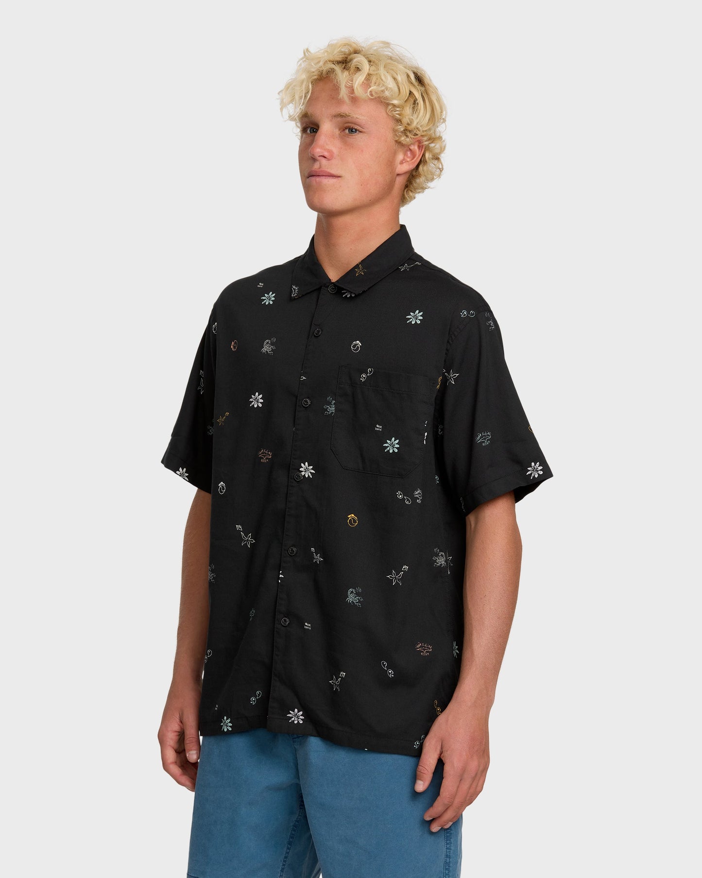 Quick Silver Beach Club Classic Short Sleeve Shirt - Black