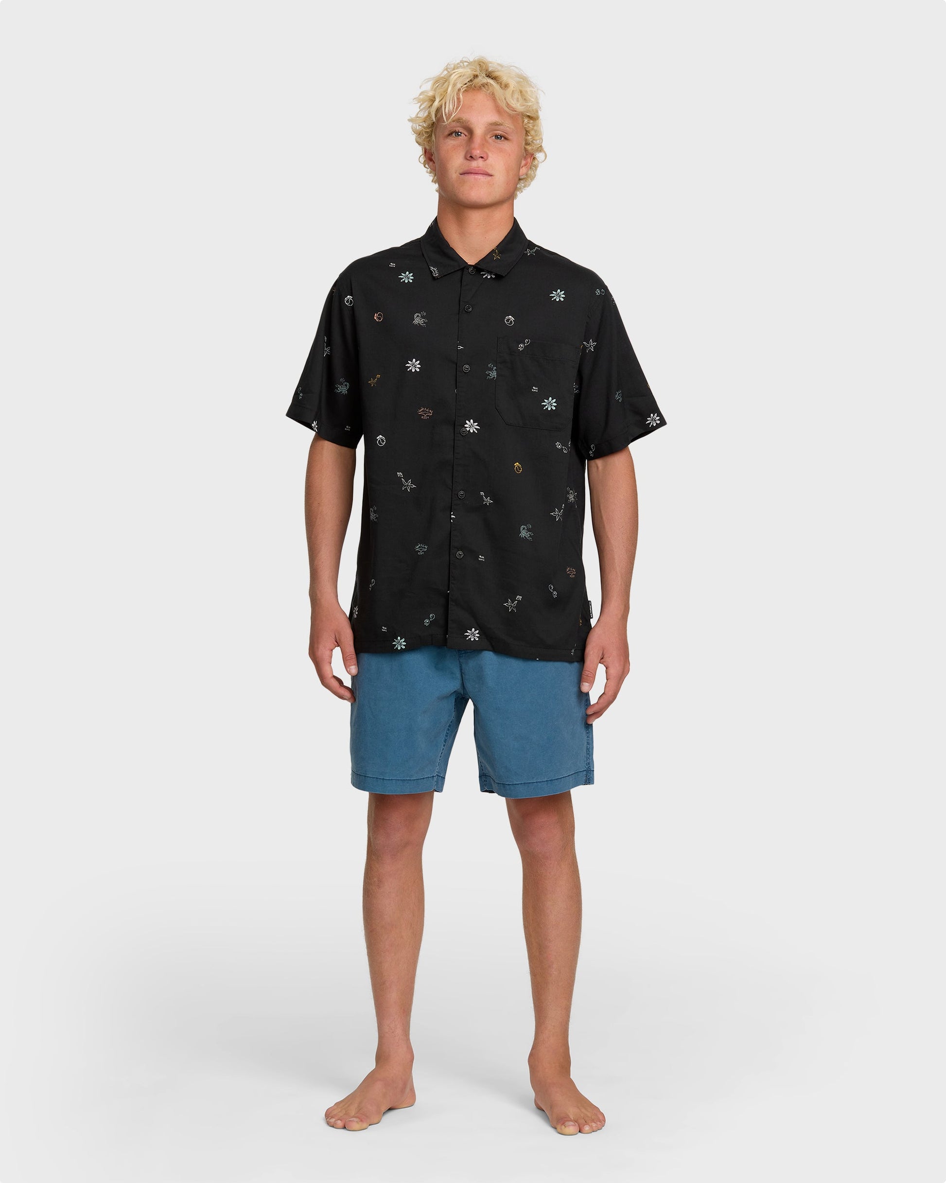 Quick Silver Beach Club Classic Short Sleeve Shirt - Black