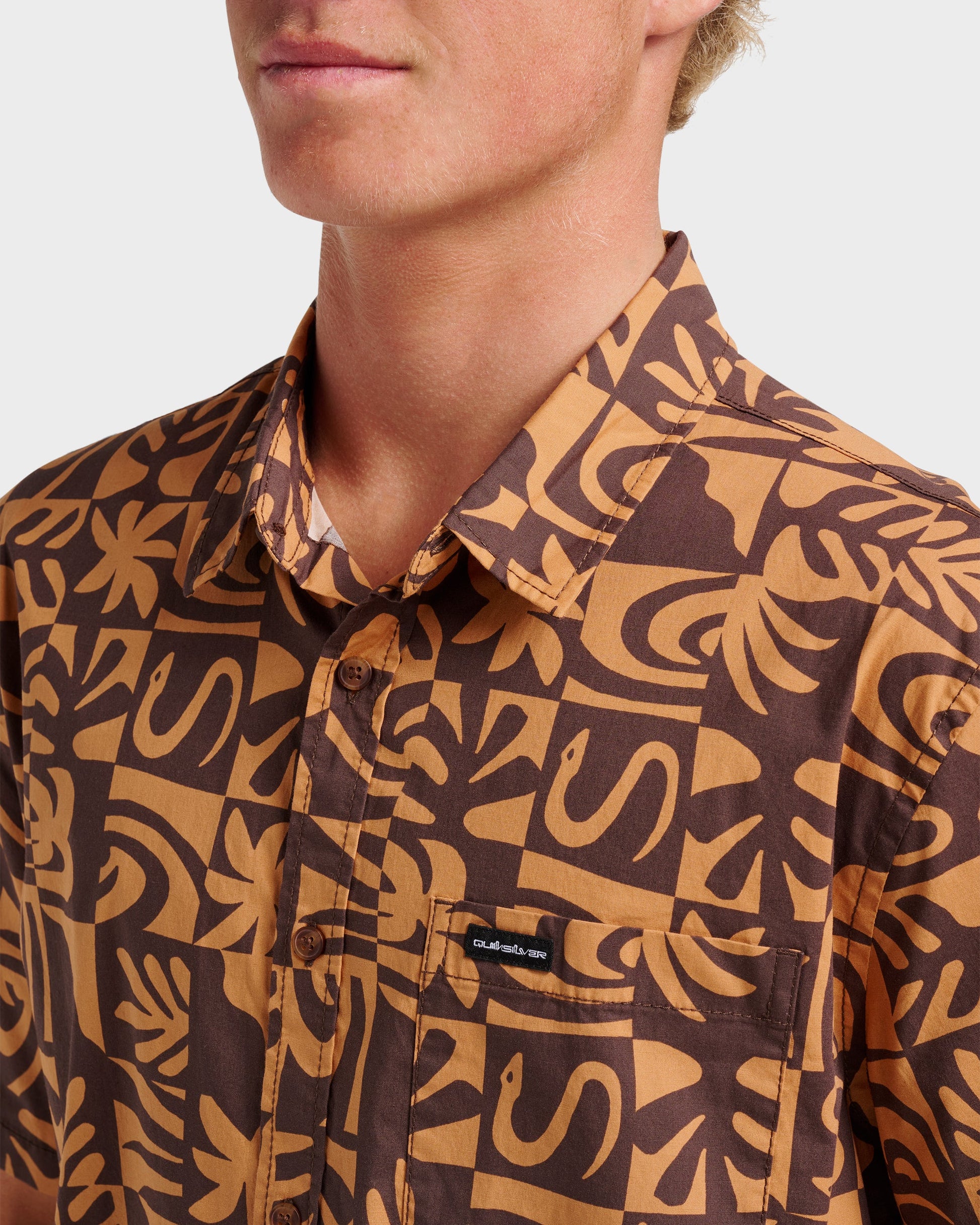 Quick Silver Terra Classic Stretch Short Sleeve Shirt - Chocolate