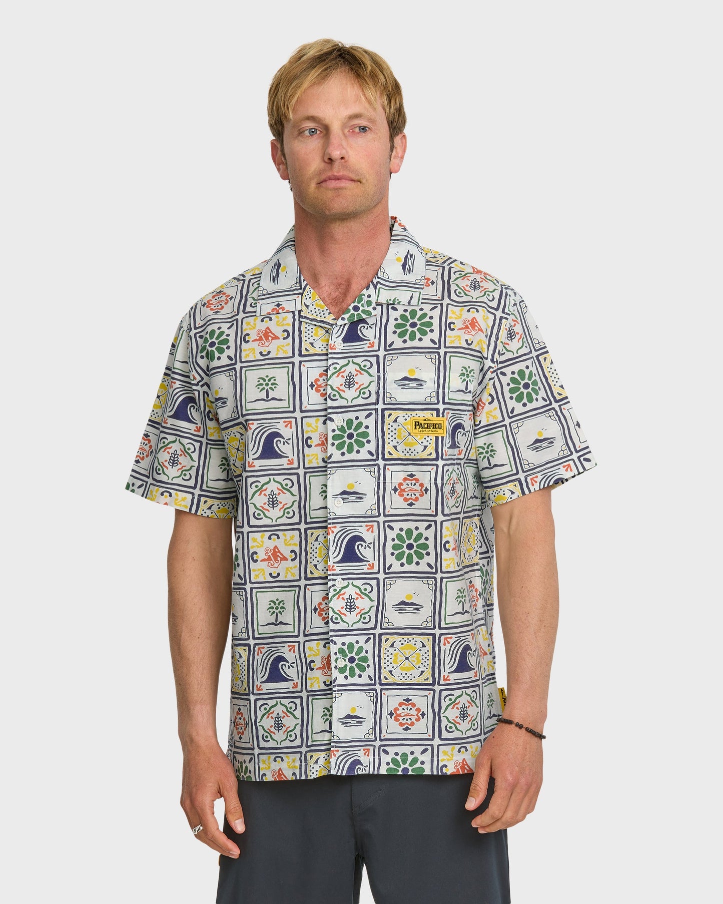 Quick Silver Quiksilver x Pacifico Baja Casual Short Sleeve Shirt - Off White