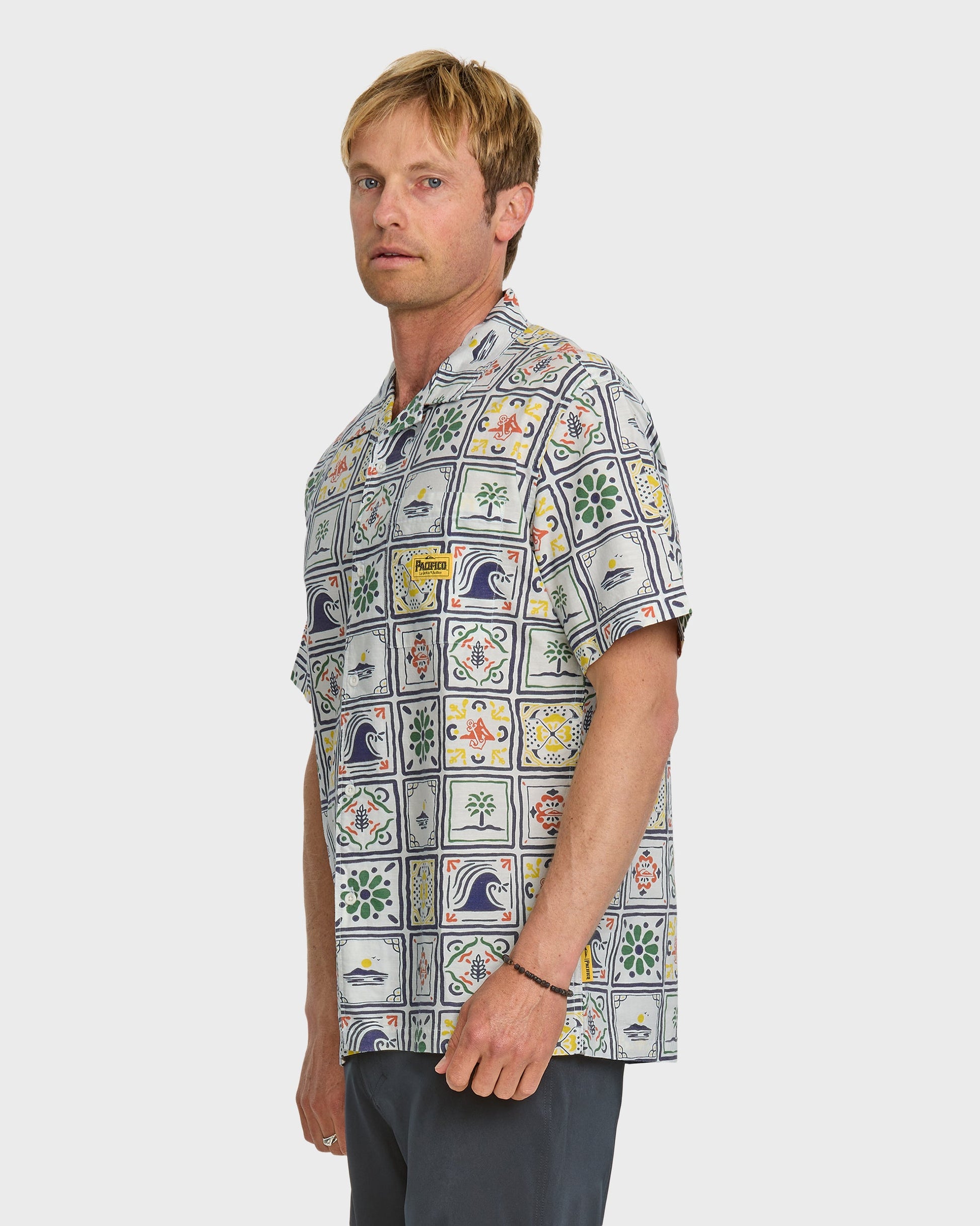 Quick Silver Quiksilver x Pacifico Baja Casual Short Sleeve Shirt - Off White