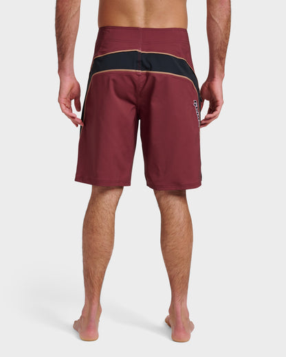 Quick Silver Surfsilk Gravity 21" Boardshorts - Biking Red