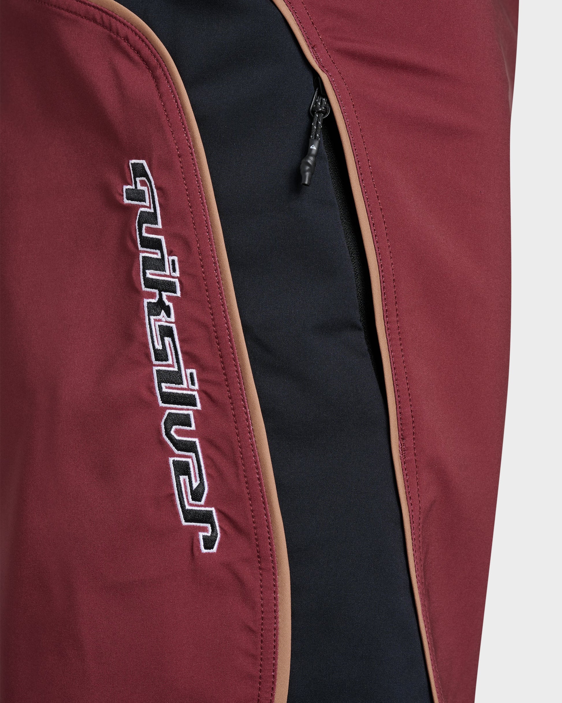 Quick Silver Surfsilk Gravity 21" Boardshorts - Biking Red
