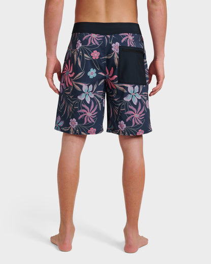 Quick Silver Highline Straight Leg 19" Boardshorts - Total Eclipse